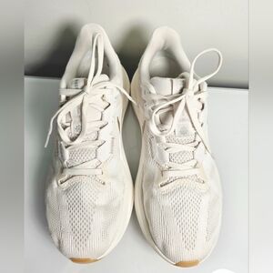Nike Air Zoom Women's Sz 9 White Cream Gum Sole Clean Nice